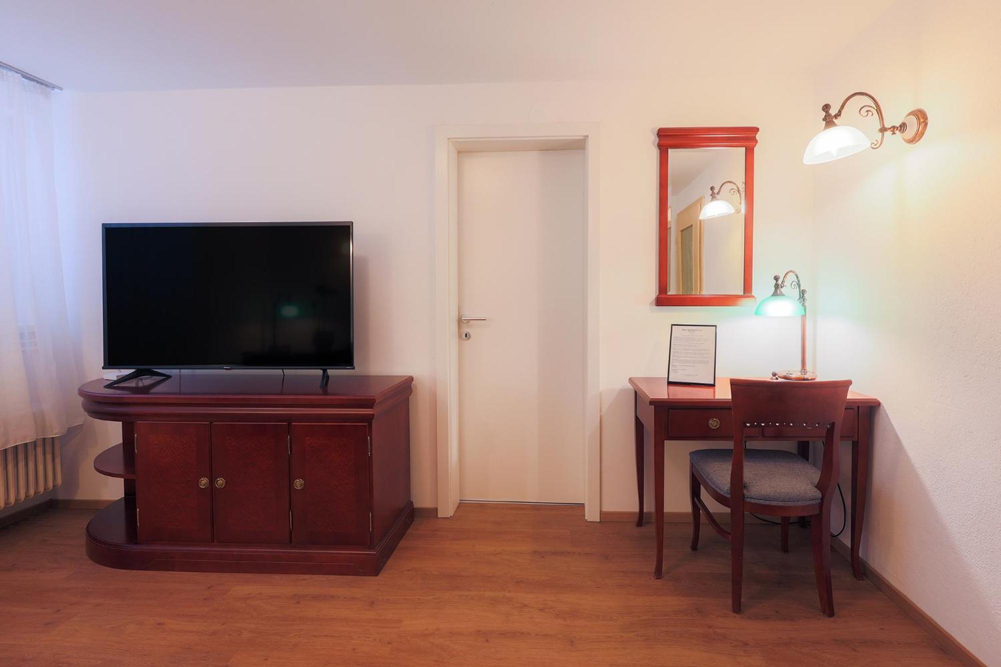 Papas Apartment Lesce  Luaran gambar