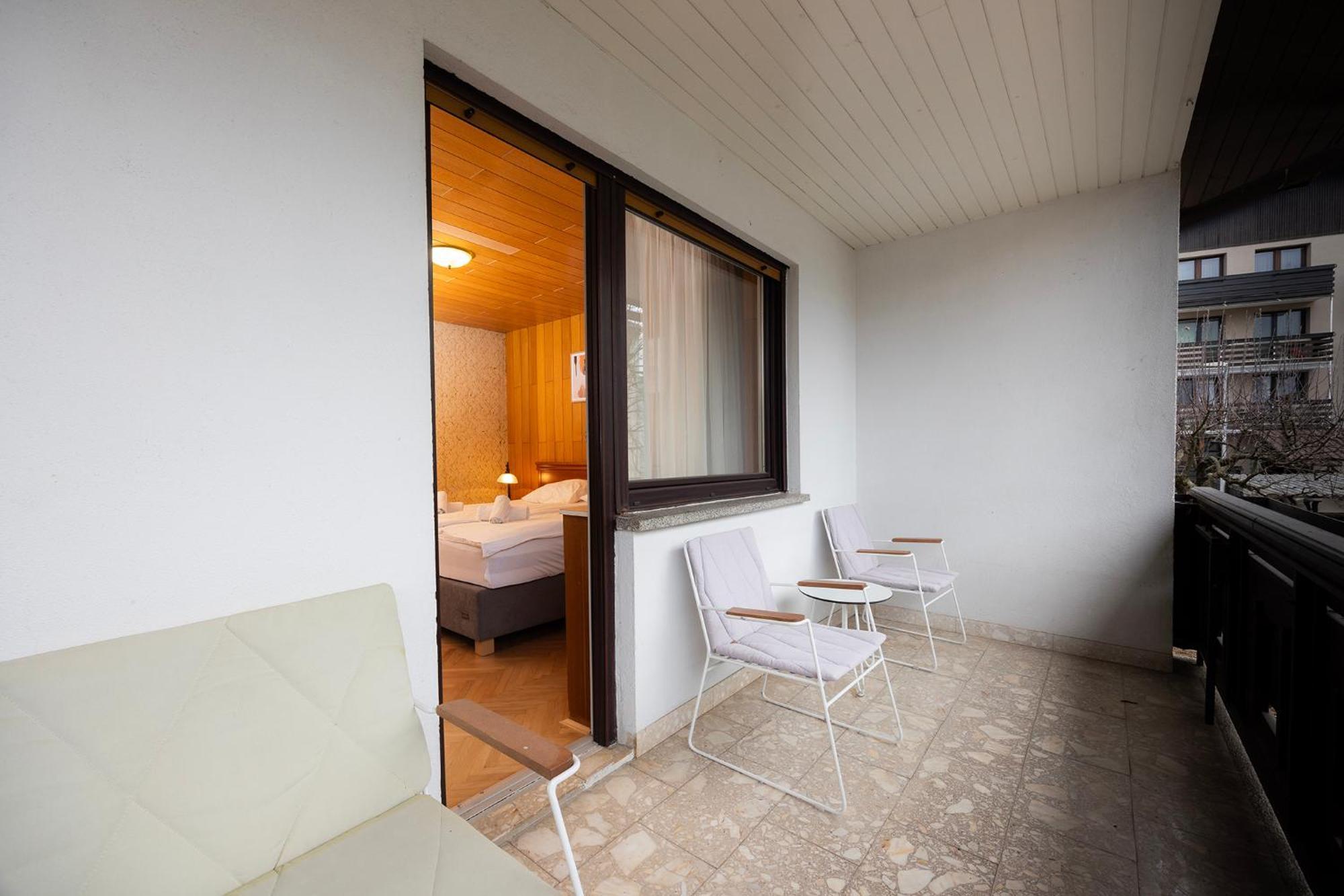 Papas Apartment Lesce  Luaran gambar